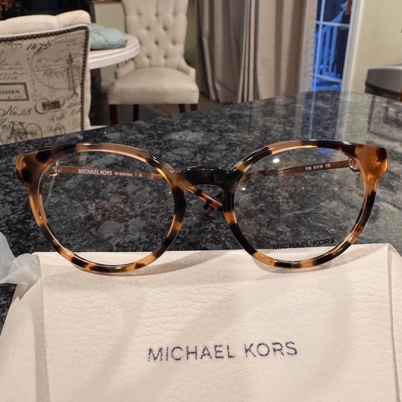 Michael Kors eyeglasses - Picture 1 of 8